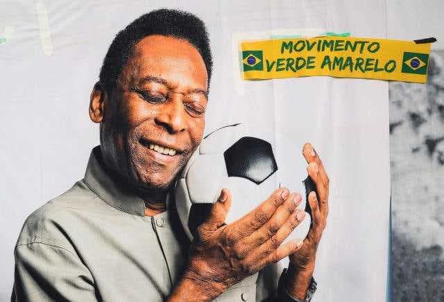 «Futbol qiroli saraton bilan kurashda tobora taslim bo‘lmoqda». Pelening ahvoli og‘irlashdi, Braziliyada tayyorgarlik boshlangan