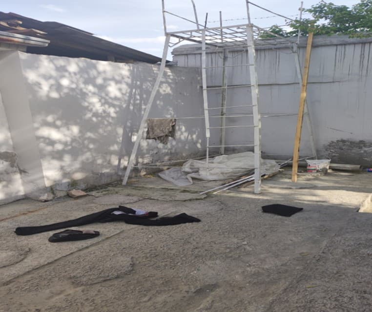 Farg‘onada sudlanuvchi sud binosidan qochib ketdi