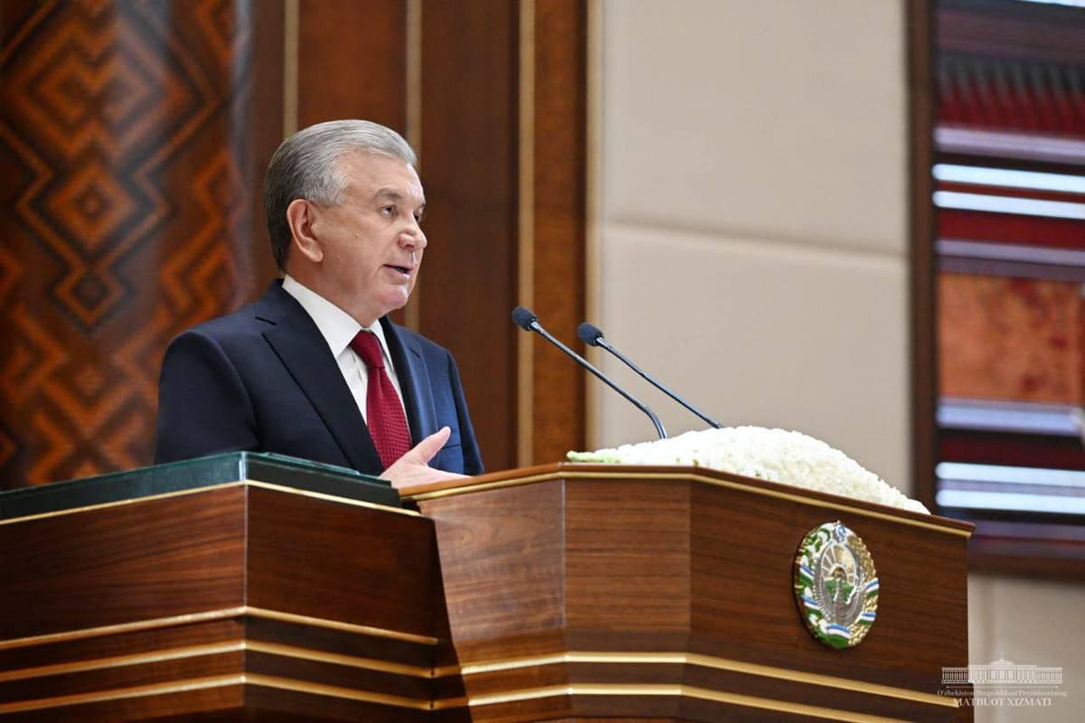Faqat dehqonchilik bilan kun ko‘radigan mamlakat bo‘lib qolmasligimiz kerak - Shavkat Mirziyoyev