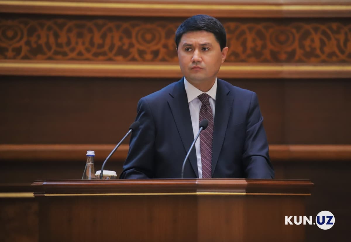 Akmal Burhonov korrupsionerlarni suvarakka o‘xshatdi