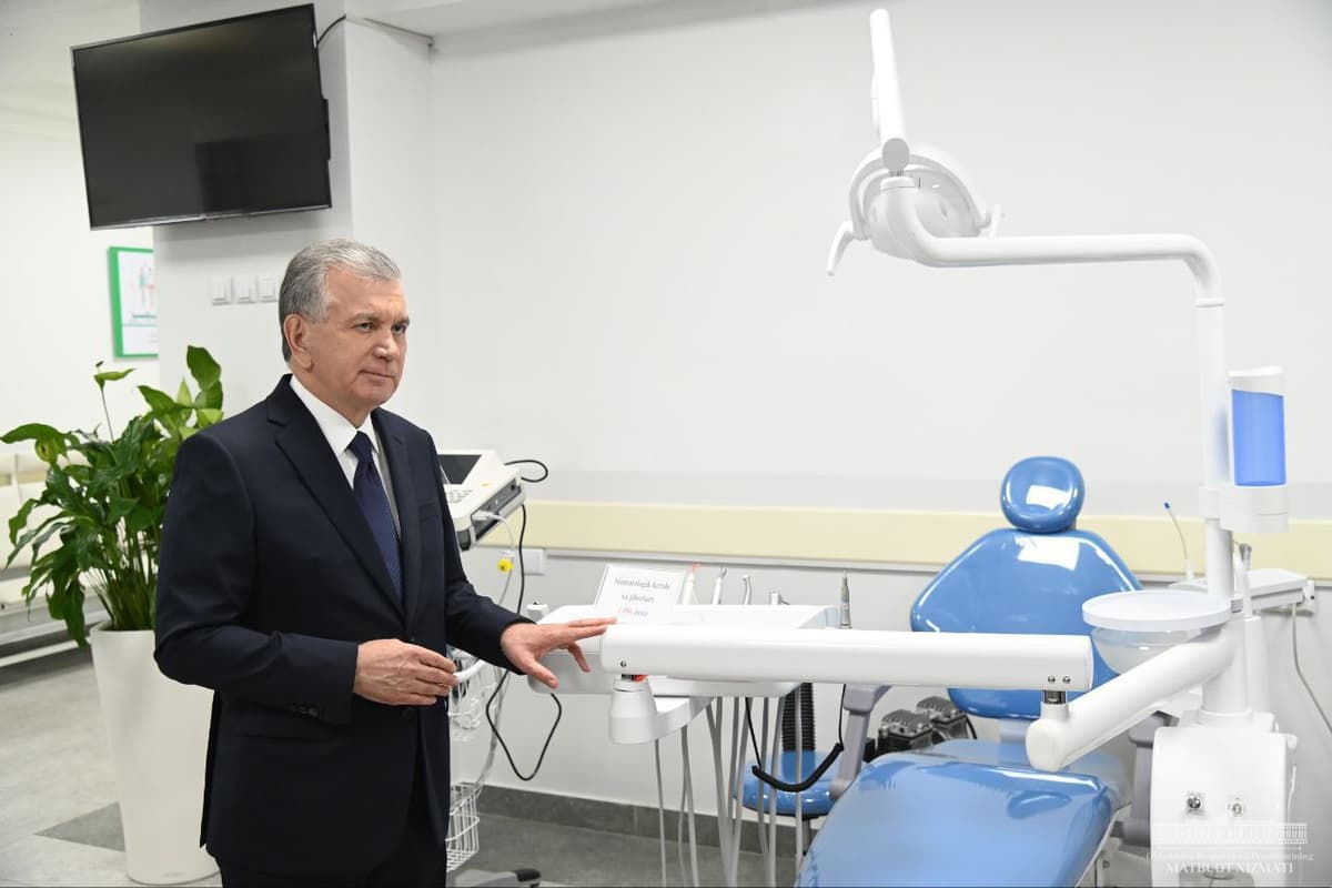 Prezident tibbiyot muassasalari faoliyati bilan tanishmoqda