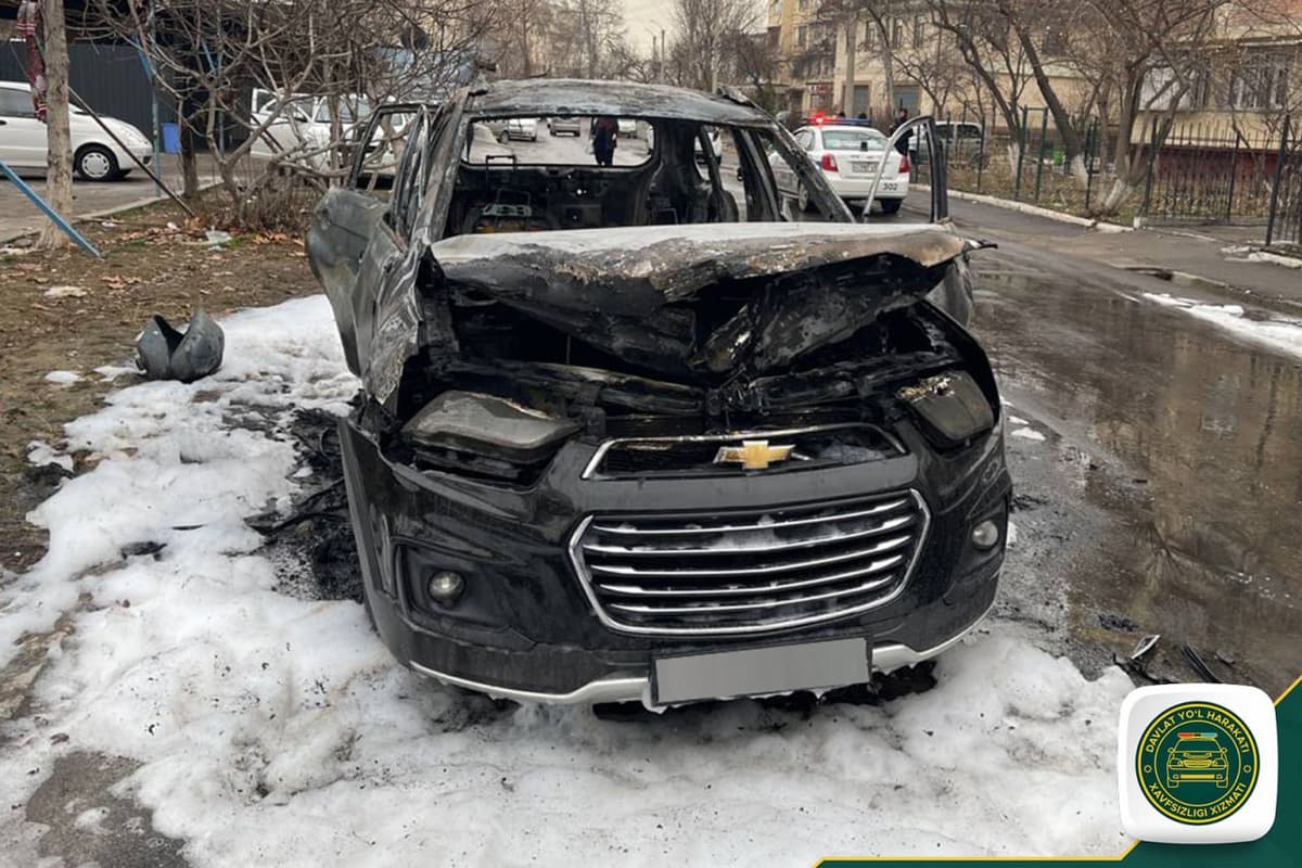 Toshkentda Captiva yonib ketdi