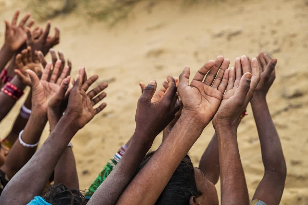 Oxfam: Dunyoda haddan tashqari qashshoqlik haddan tashqari boylik bilan birga ortib boryapti