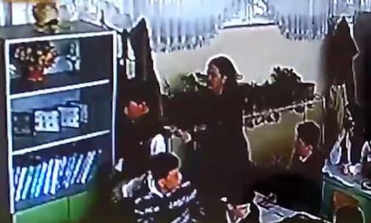 «Bu holat uyushtirilgan, kim bunday qilganini ham bilaman» - o‘quvchini kaltaklagan o‘qituvchi