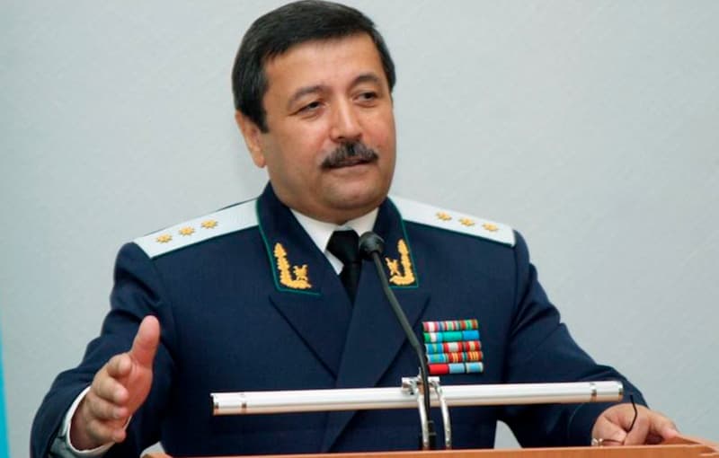 Манба: Собиқ бош прокурор Рашид Қодиров шартли равишда озодликка чиқарилди