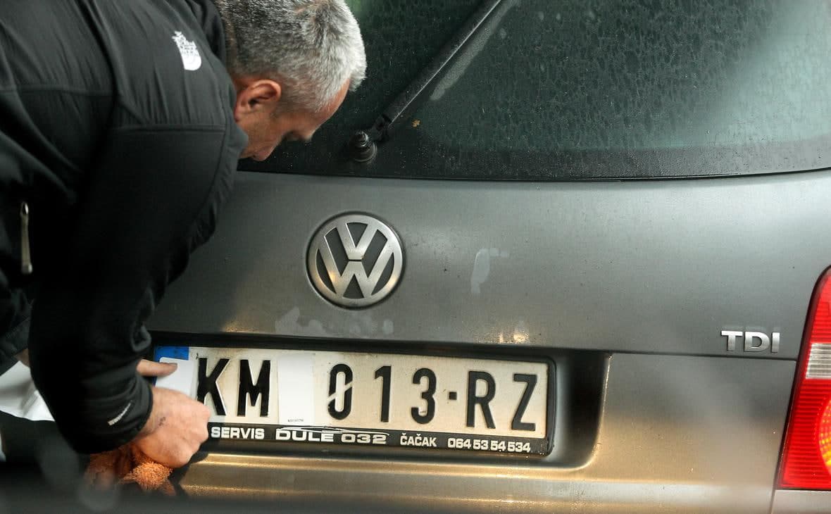 Kosovoda serb raqamlari bo‘lgan avtomobillar kirishi taqiqlandi