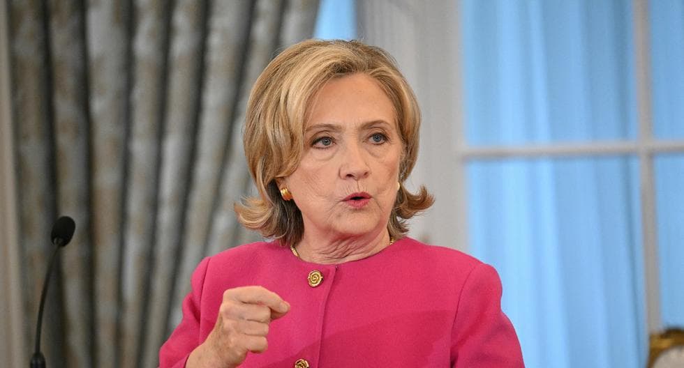 Hillari Klinton NATO kengayishi Putin siyosatining natijasi ekanini aytdi