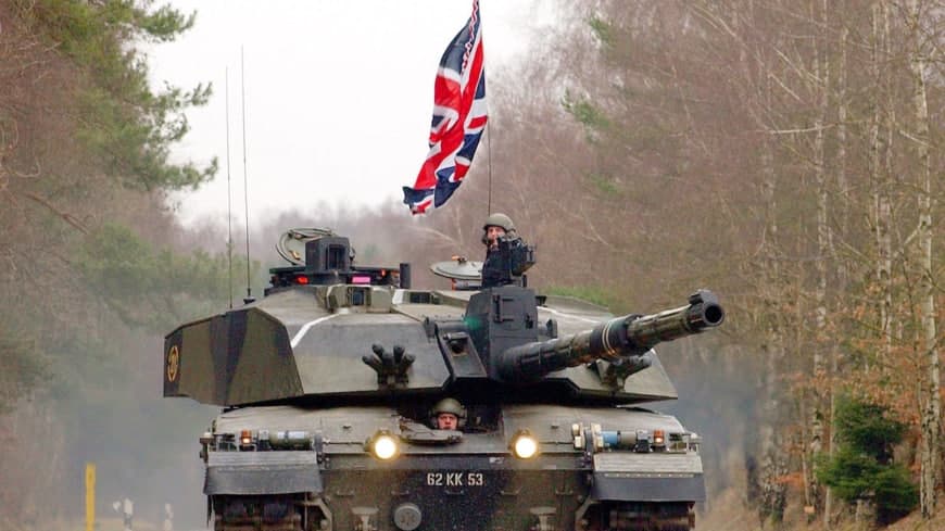 Buyuk Britaniya mudofaa vaziri: tanklarga sarmoya kiritish kerak