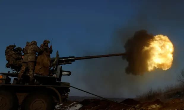 Ukraina armiyasi Soledar uchun shiddatli janglarni davom ettirmoqda