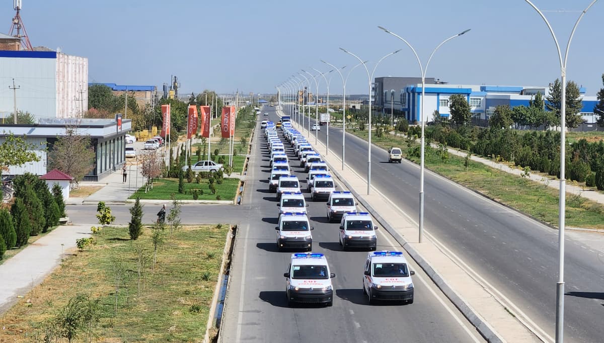 SSV: Tez yordam xizmatining 4 ta filialiga 100 ta Volkswagen Caddy topshirildi