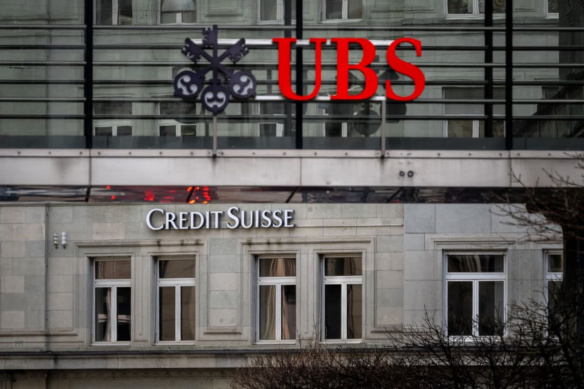 Shveytsariyaning UBS banki Credit Suisse'ni sotib oldi