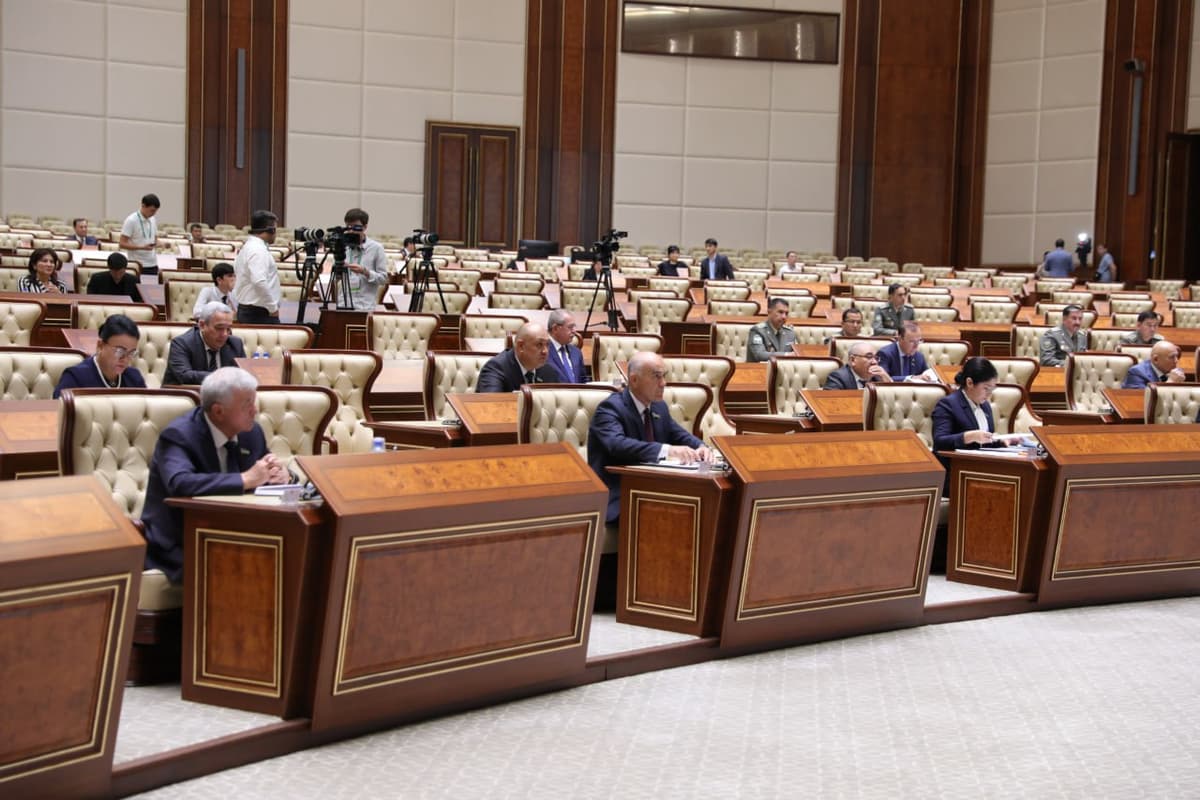 Senators approve conflict of interest bill