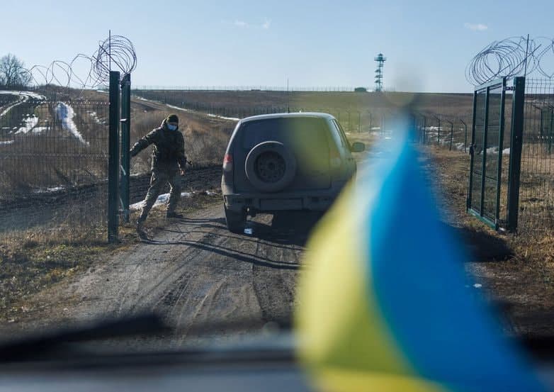 «Ular chegaraga kelib, to‘xtaydi deb o‘ylagandim». Ukrainalik chegarachi bosqin kunini qanday eslaydi?
