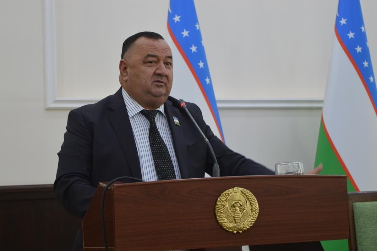 Muzrabot tumanining sobiq hokimiga nisbatan jinoyat ishi qo‘zg‘atildi