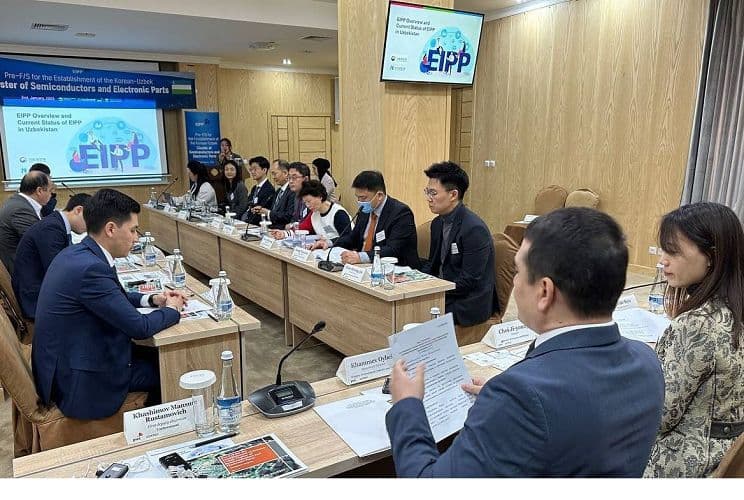 Koreya Toshkentda fotoelektr panellar ishlab chiqarish klasterini tashkil etadi