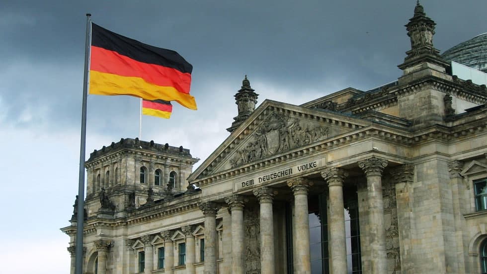 Germaniya texnik retsessiyaning oldini olishga muvaffaq bo‘ldi