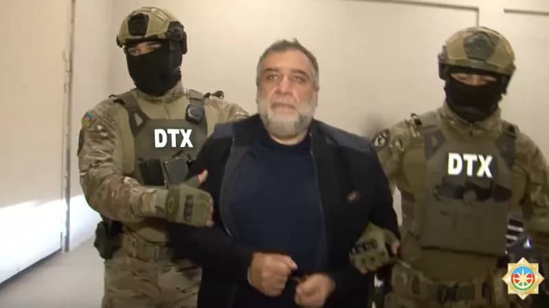 Tog‘li Qorabog‘ning sobiq bosh vaziri terrorizmni moliyalashtirishda ayblanmoqda