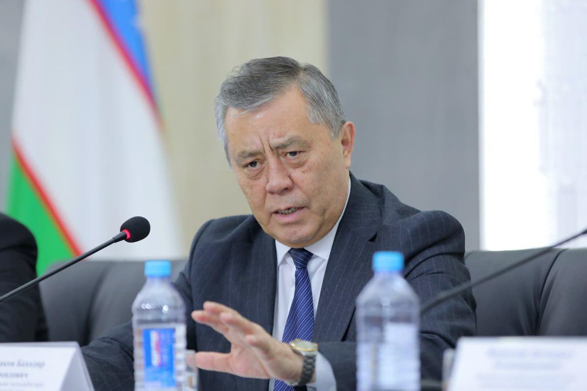 Bahodir Umrzoqov: «Boshqaruv organlaridagi xodimlar 1 yanvardan ishdan bo‘shatilmaydi»