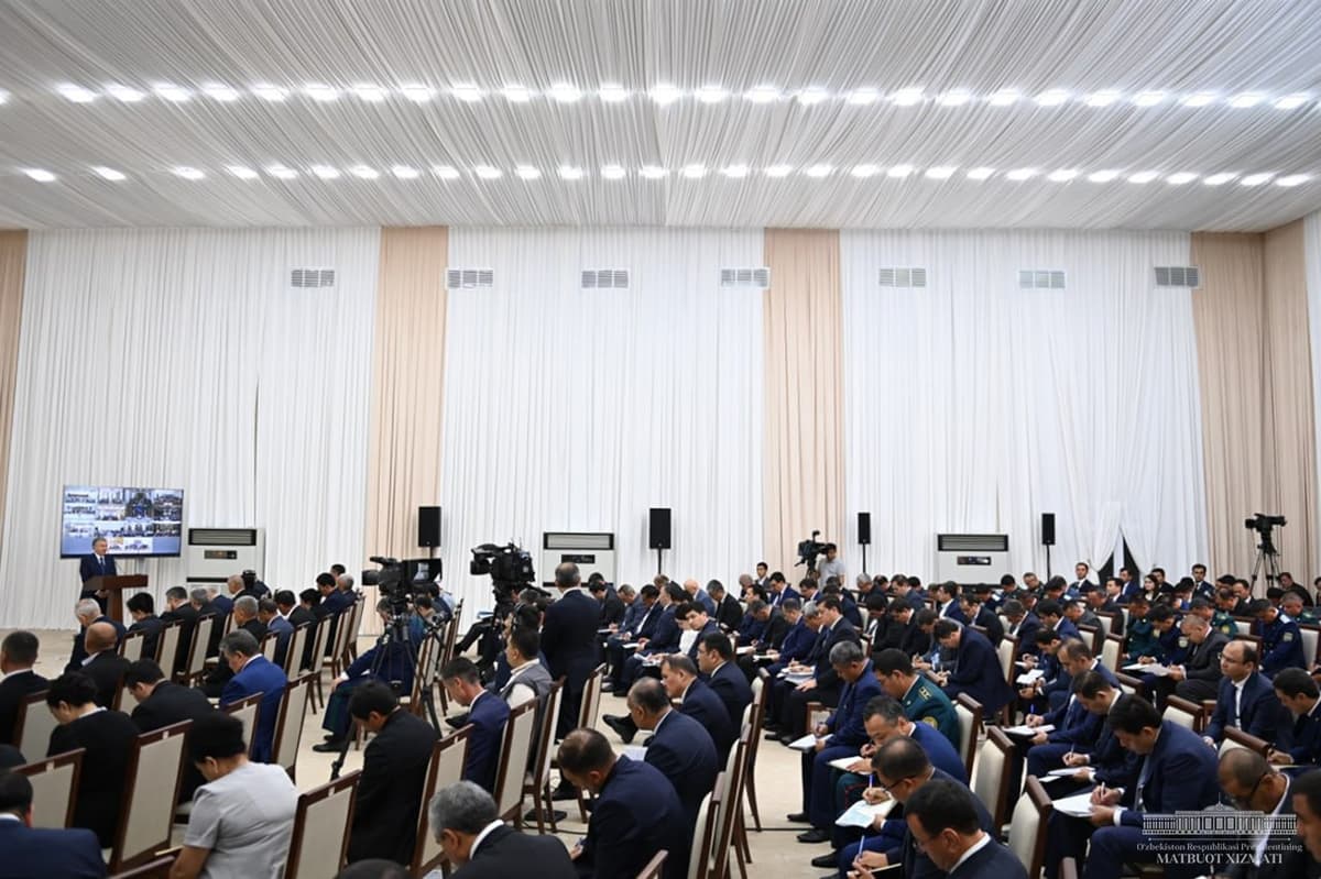Qo‘qondagi yig‘ilishda bir qancha mahalliy amaldorlar ishdan olindi