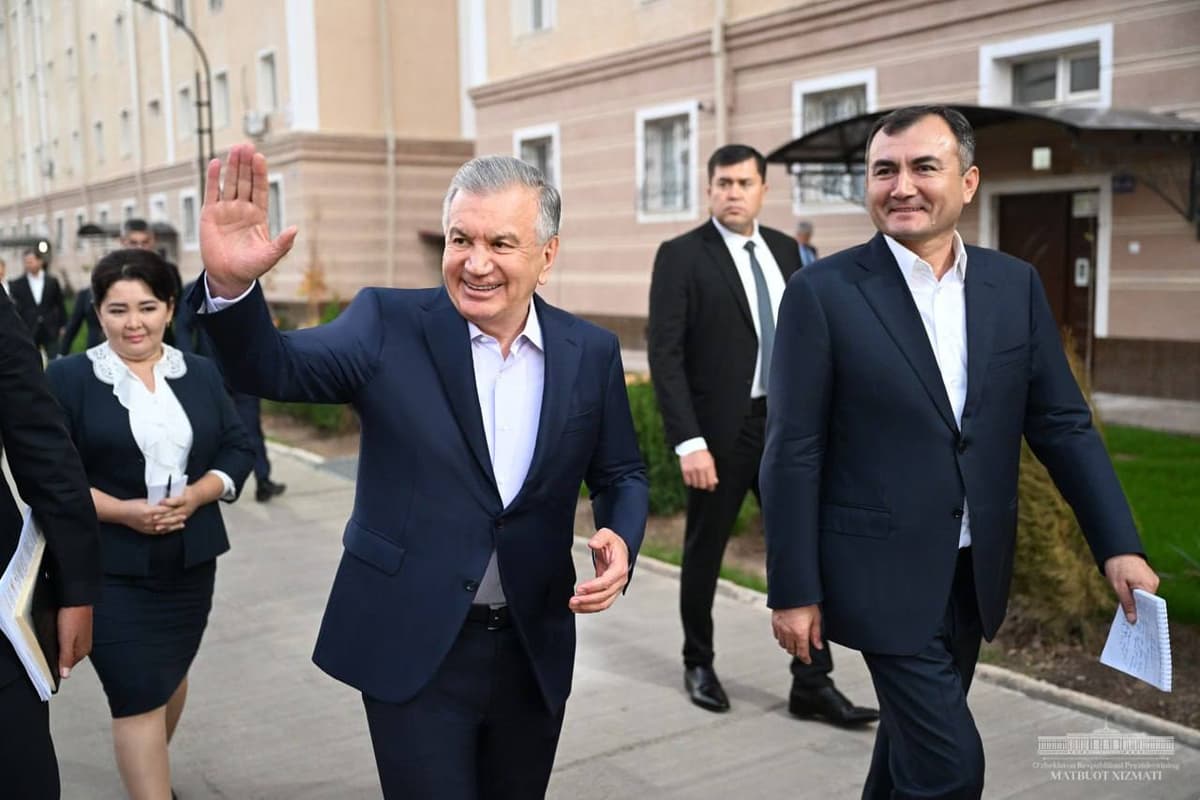 Prezident Qarshidagi mahallada bo‘lib, aholi turmushi bilan tanishdi