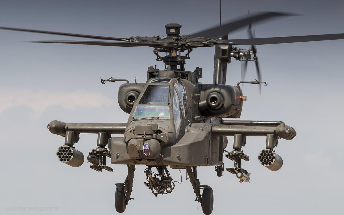 Ho‘rmuz yaqinida AQSh armiyasining «Apache» vertolyoti qulab tushdi
